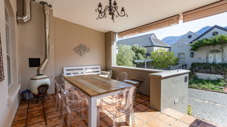 2 Bedroom Property for Sale in Franschhoek Western Cape
